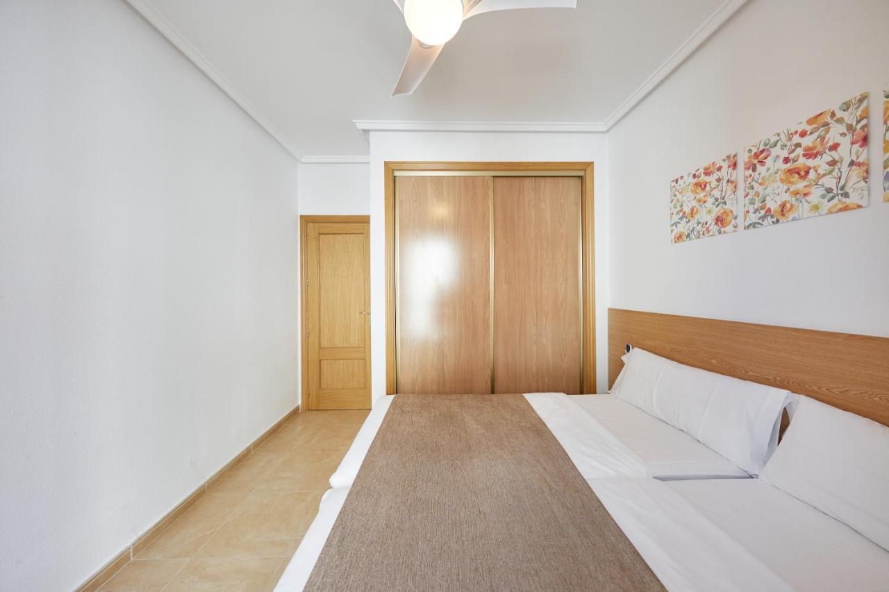 Apartamentos Wayteko Alicante Exteriör bild