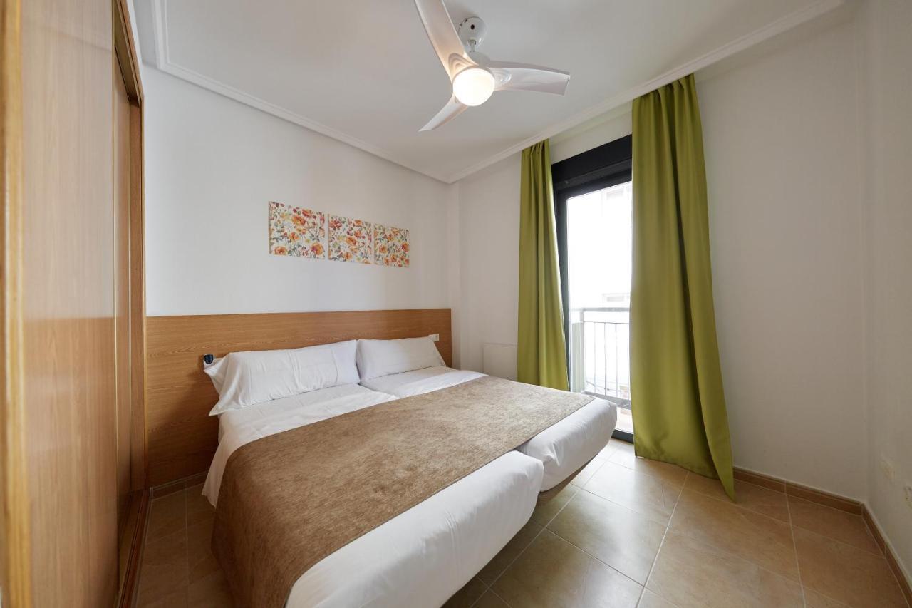 Apartamentos Wayteko Alicante Exteriör bild
